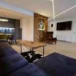 Villa Nestor *